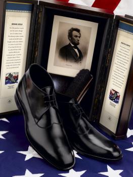 Lincoln-inspire-obamad-boot-box.jpg